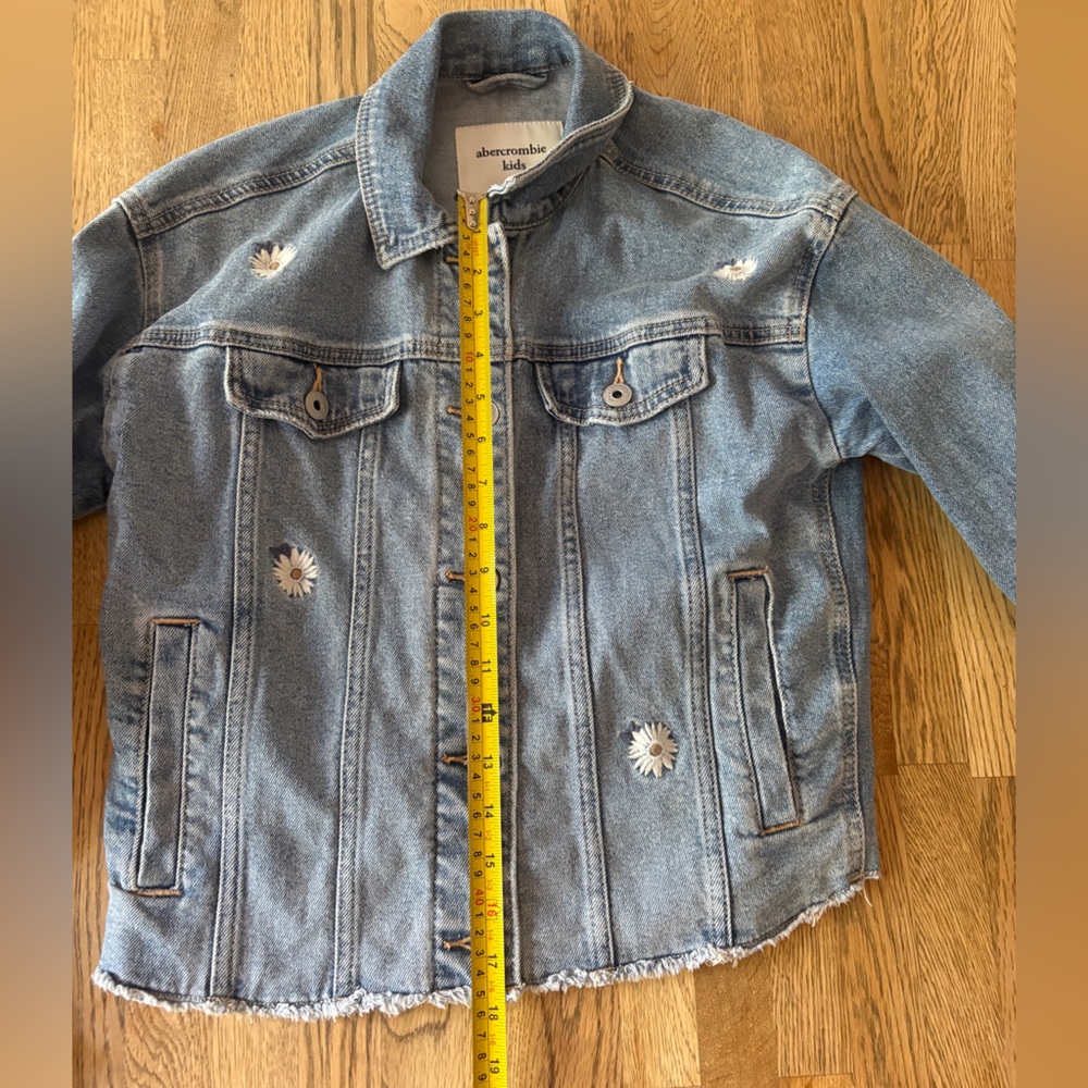 Abercrombie Kids 13/14 Daisy Embroidered Denim Jacket - Picture 7 of 12